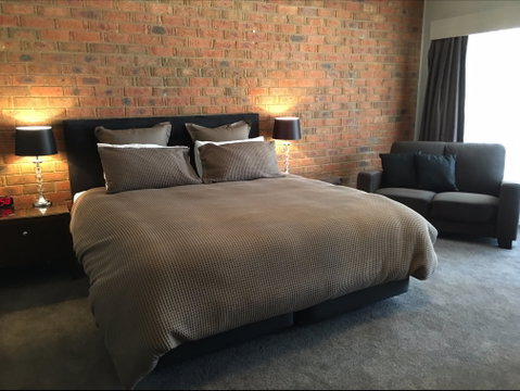 Federation Motor Inn - Accommodation Coffs Harbour 1