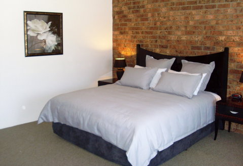 Federation Motor Inn - Accommodation Coffs Harbour 2