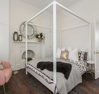 Landmark 1850s Family Fremantle Home - Accommodation Coffs Harbour
