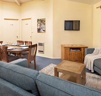 Leo's Cottage - Accommodation Coffs Harbour