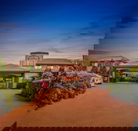 Mackay Resort Motel - Accommodation Coffs Harbour