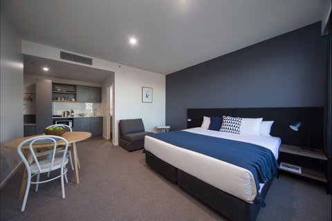 Mantra MacArthur Hotel - Accommodation Coffs Harbour 2