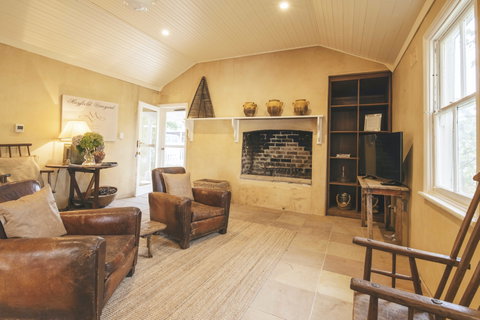 Mayfield Vineyard Cottages - Accommodation Coffs Harbour 2