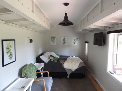 Miners Ridge Vineyard Railway Carriage B&B - Accommodation Coffs Harbour 0