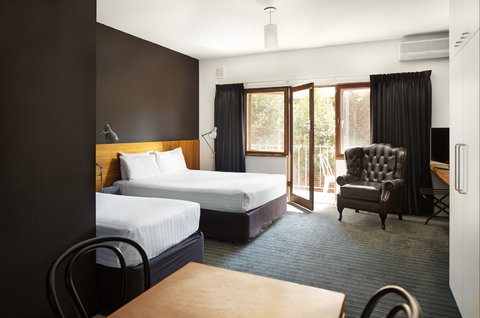 Riverview Hotel - Accommodation Coffs Harbour 0