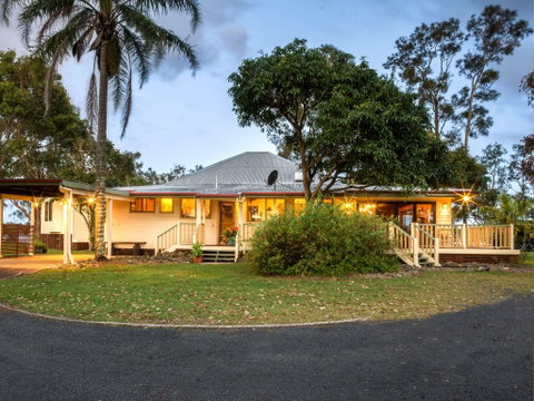 Riverside Holiday Retreat Yamba - Accommodation Coffs Harbour 1