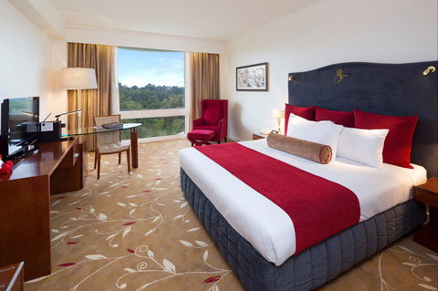 Royal On The Park Hotel And Suites - Accommodation Coffs Harbour 1