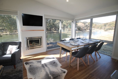 Stillwater B - Accommodation Coffs Harbour 1