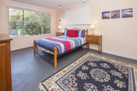 Swell Shack - Accommodation Coffs Harbour 2