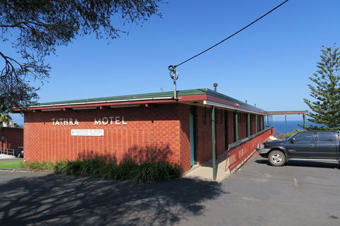 Tathra Hotel - Motel - Accommodation Coffs Harbour 1