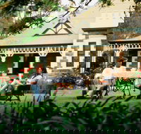 The Lodge Country House - Accommodation Coffs Harbour