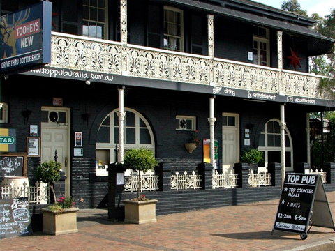 Top Pub - Accommodation Coffs Harbour 0