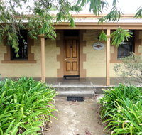 Walnut Cottage - Accommodation Coffs Harbour