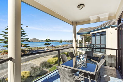63 Franklin Parade - Accommodation Coffs Harbour 0
