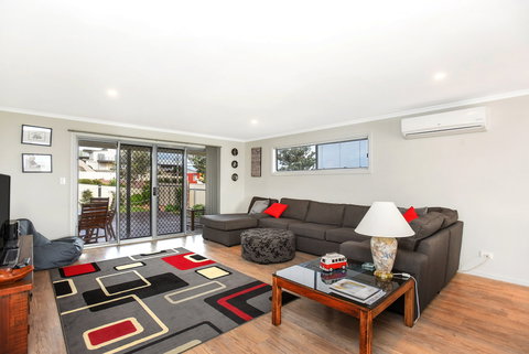 7 Morrison - Accommodation Coffs Harbour 1