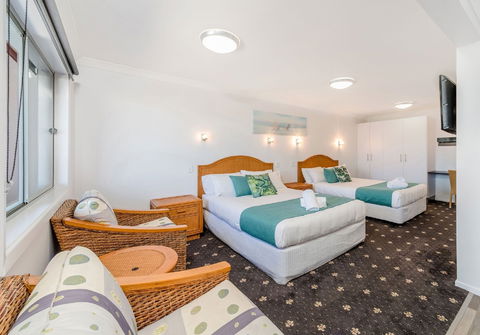 Adrift Apartments - Accommodation Coffs Harbour 2