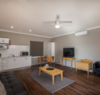 Akuna Motor Inn - Accommodation Coffs Harbour