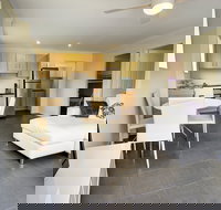 B and B at Orient Point - Accommodation Coffs Harbour