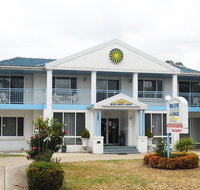 Blue and White Lodge - Accommodation Coffs Harbour