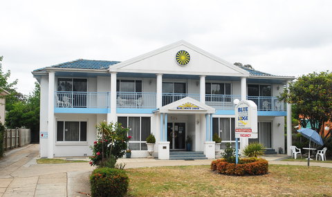 Blue And White Lodge - Accommodation Coffs Harbour 0