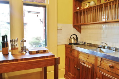 Buxton Manor - Garden And Loft Apartment - Accommodation Coffs Harbour 2