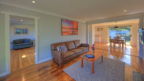 Castaway Cottage - Accommodation Coffs Harbour 2