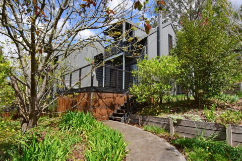 Cloudsong Chalets - Accommodation Coffs Harbour 0