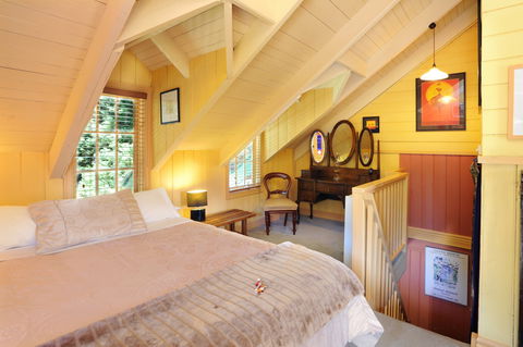 Como Cottages - Accommodation Coffs Harbour 2