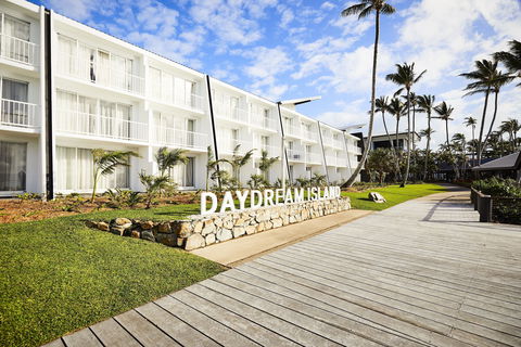 Daydream Island Resort And Living Reef - Accommodation Coffs Harbour 2