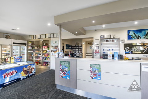 Geraldton Belair Gardens Caravan Park - Accommodation Coffs Harbour 0