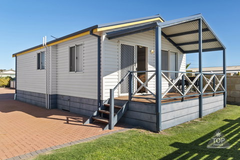 Geraldton Belair Gardens Caravan Park - Accommodation Coffs Harbour 2
