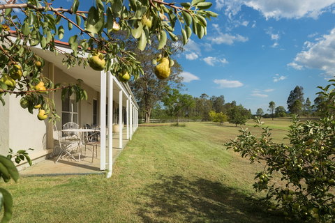 Hillcrest House - Accommodation Coffs Harbour 0
