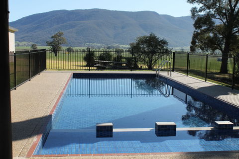 Mountain View Motel Corryong - Accommodation Coffs Harbour 1