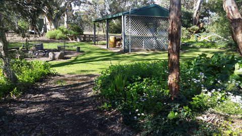 Padthaway Caravan Park - Accommodation Coffs Harbour 2