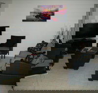 Palm View Holiday Apartments - Accommodation Coffs Harbour