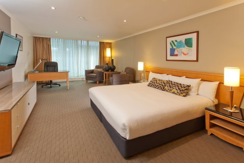 Radisson Hotel And Suites Sydney - Accommodation Coffs Harbour 1