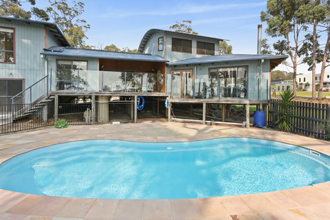 Tura Tree House - Accommodation Coffs Harbour 1