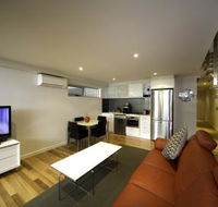 5 Knots Metung - Accommodation Coffs Harbour