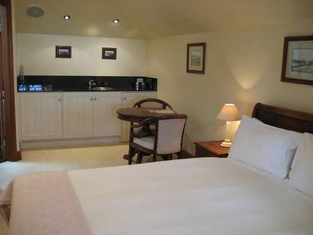 54 On Bank - Accommodation Coffs Harbour 2