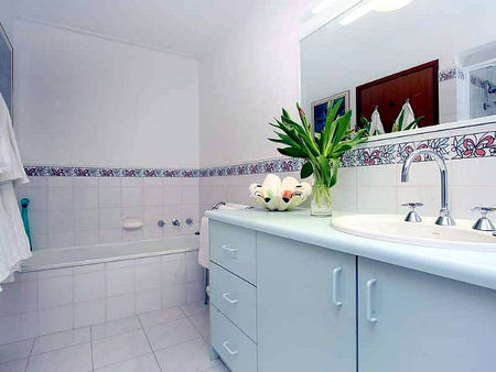 The Courtyard Mt Eliza - Accommodation Coffs Harbour 2