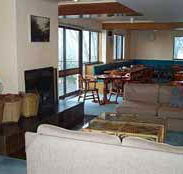 Trackers Mountain Lodge - Accommodation Coffs Harbour