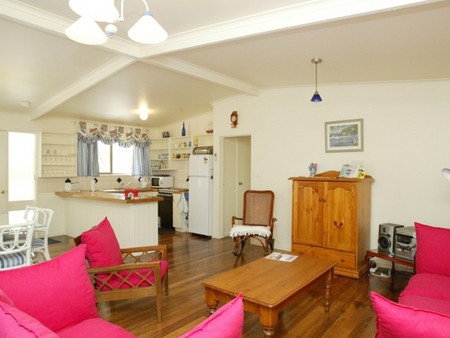Beachwalk Cottage - Accommodation Coffs Harbour 2