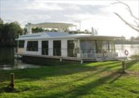 House Boats Mildura VIC Accommodation Coffs Harbour