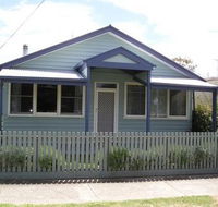 Cliffs Cottage - Accommodation Coffs Harbour