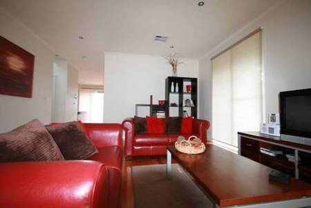 Dixie VIC Accommodation Coffs Harbour