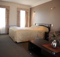 Seymours On Lydiard - Accommodation Coffs Harbour
