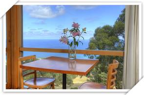 Chris's Beacon Point Restaurant And Villas - Accommodation Coffs Harbour 2