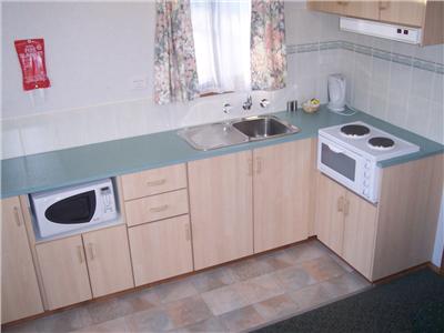 Golden Country Motel And Caravan Park - Accommodation Coffs Harbour 1