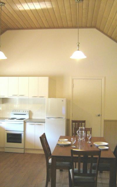 Alpine Valley Cottages - Accommodation Coffs Harbour 4