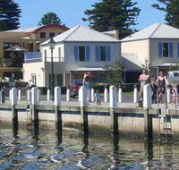 Dockside Waterfront Indulgence - Accommodation Coffs Harbour